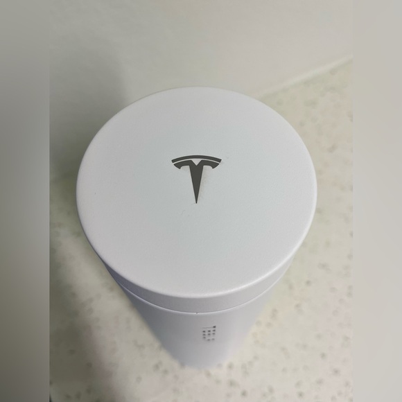 Tesla White Tumbler - Picture 3 of 6